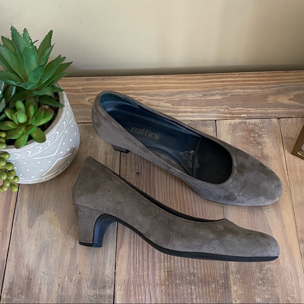 Umberto Raffini Gray Suede Heels